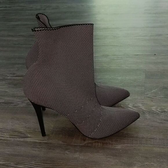 JustFab Illiana heeled sock boots Sz 11 NWOT - Picture 5 of 6